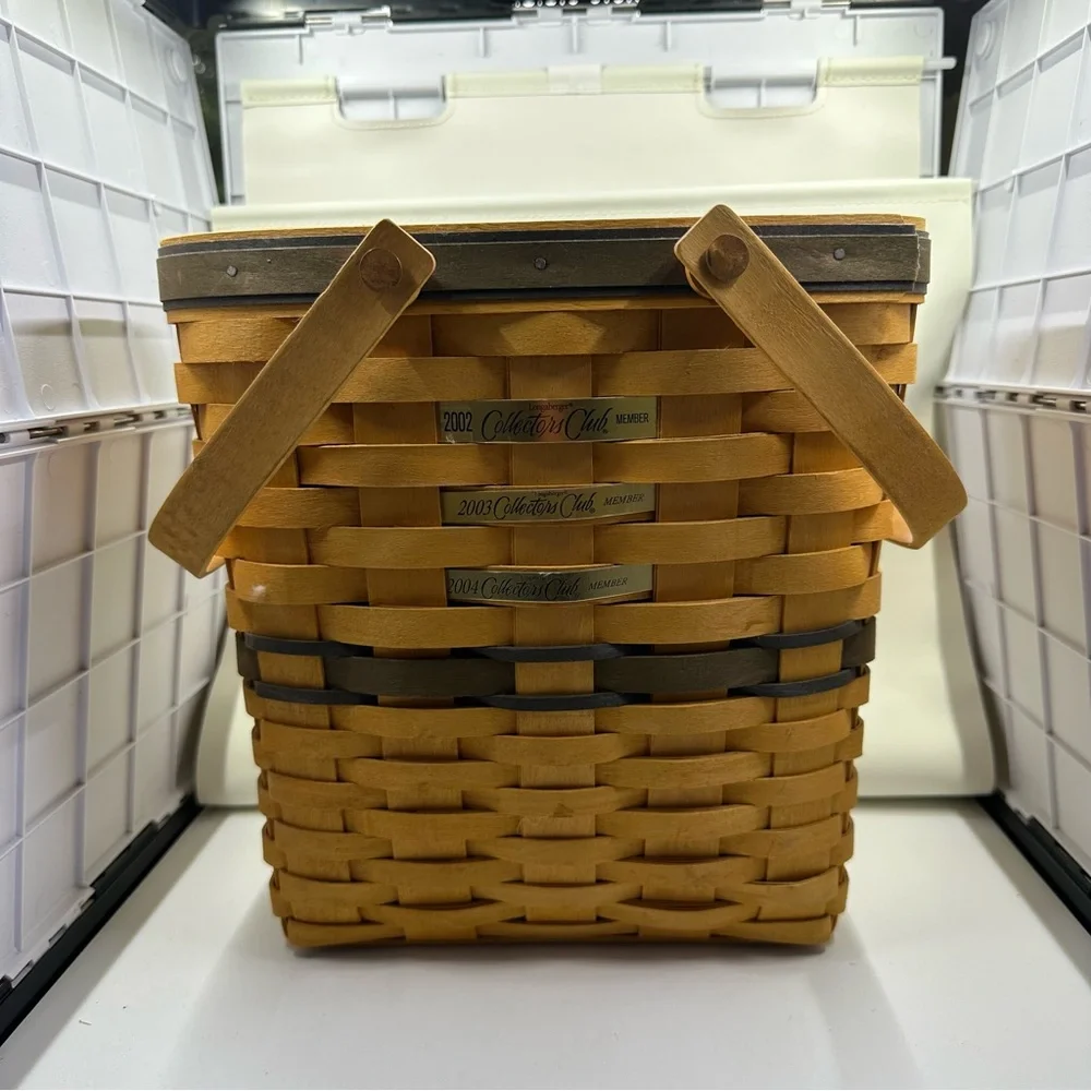 Longaberger Collectors Club Membership Basket w/ Liner, & Tags 2002–2004 – Large